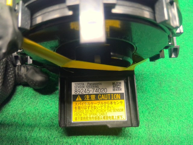 アクア その他 電装部品 DAA-NHP10