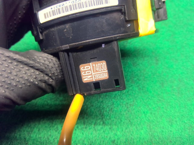 アクア その他 電装部品 DAA-NHP10