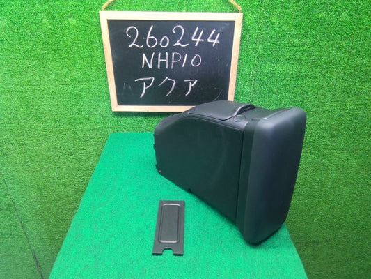 アクア コンソールボックス DAA-NHP10