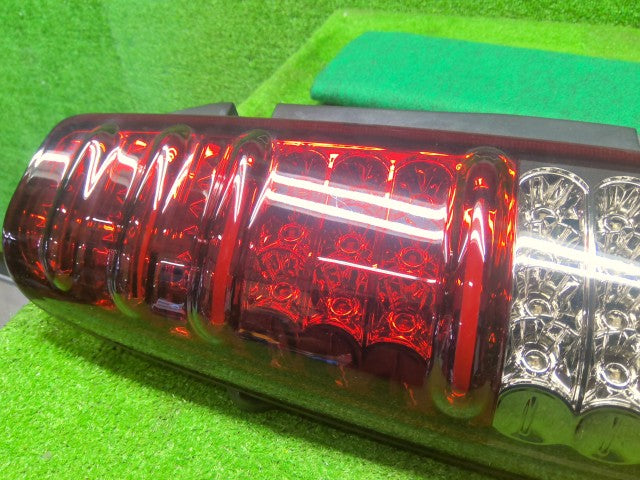 【中古】社外 メーカー不明 左テールランプ ジムニー