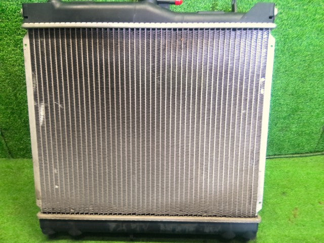 【中古】ジムニー ABA-JB23W ラジエータ 17700-61L00