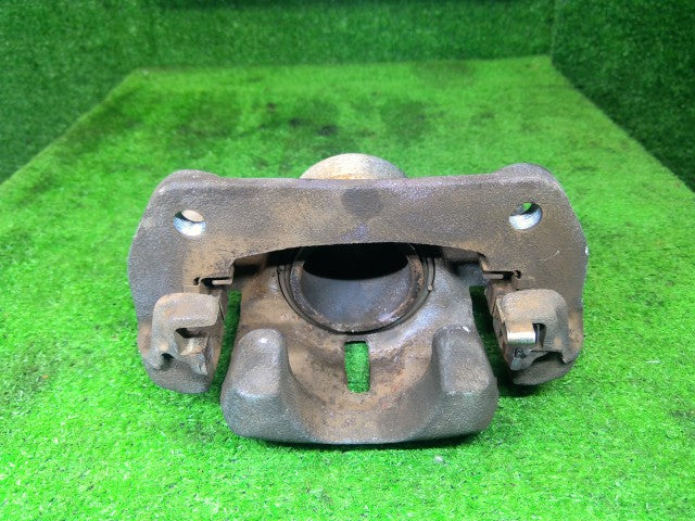 【中古】ジムニー ABA-JB23W 左フロントキャリパー 55100-81A12-999