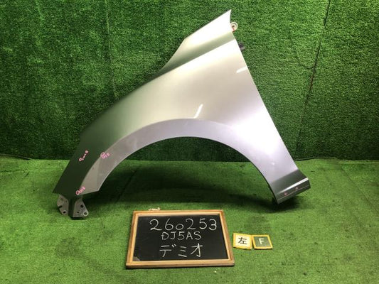 デミオ 左Ｆフェンダー LDA-DJ5AS D09H-52-211