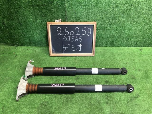 デミオ Ｒストラット・アブソーバーセット LDA-DJ5AS D23R-28-910A