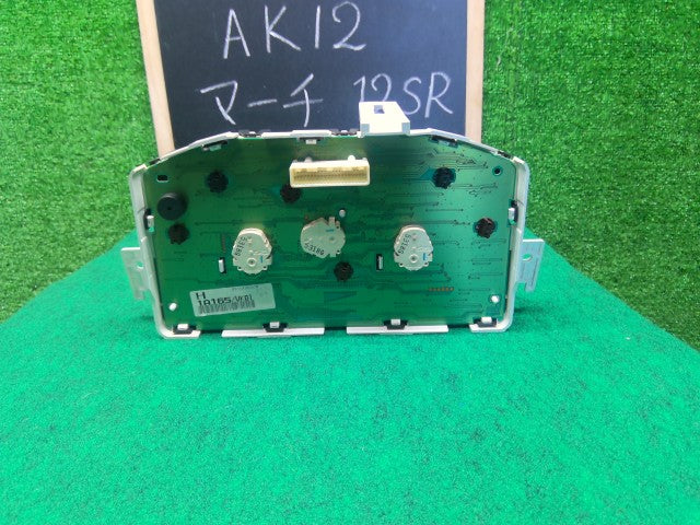 【中古】マーチ CBA-AK12 スピードメーター 24820-1A165