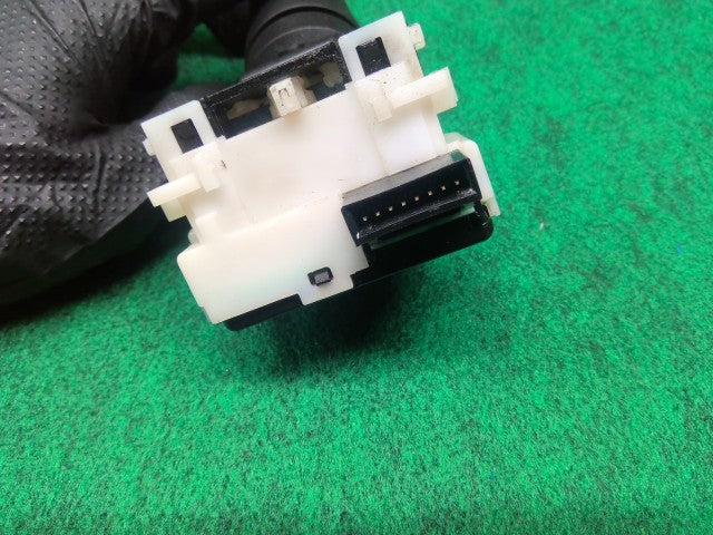 【中古】マーチ CBA-AK12 ライトスイッチ 25540-AX001