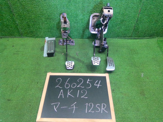【中古】マーチ CBA-AK12 ペダル 3点セット