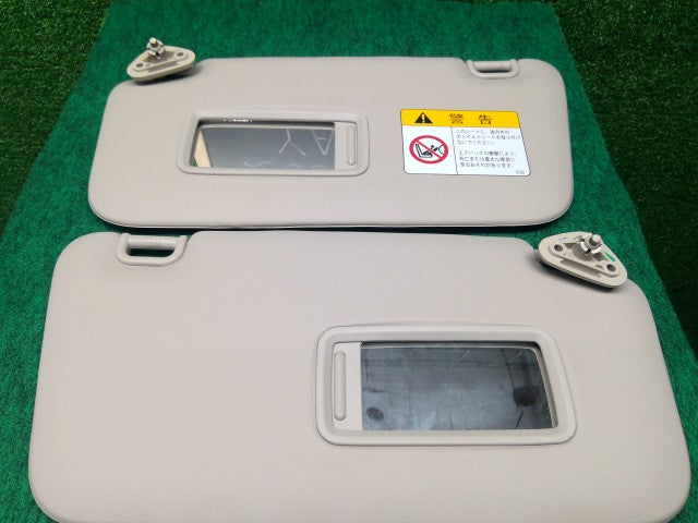 【中古】エクシーガ DBA-YA4 サンバイザー 92011SC002ME