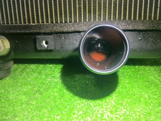 【中古】センチュリー DBA-GZG50 ラジエータ 16400-32070