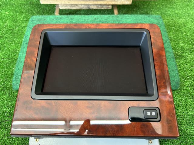 【中古】センチュリー DBA-GZG50 リアモニター リアシート用モニター