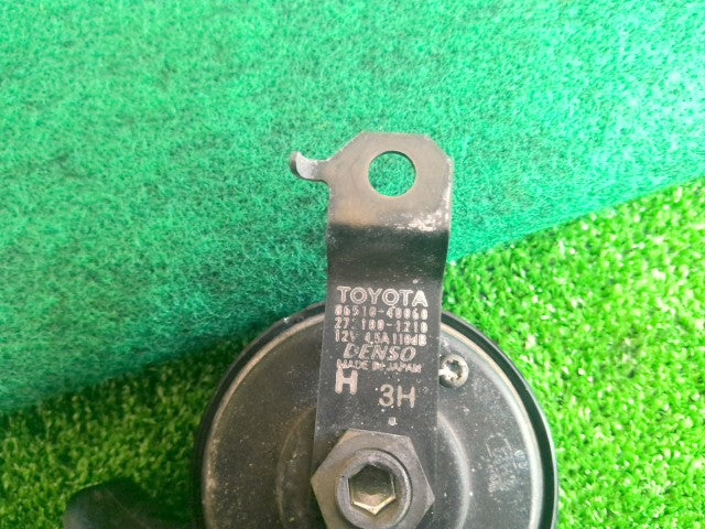 【中古】センチュリー DBA-GZG50 ホーン 左右2個セット