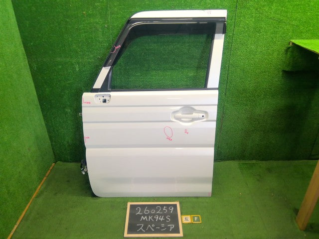 【中古】スペーシア 5AA-MK94S 左フロントドア 68002-53U00