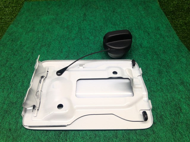 【中古】スペーシア 5AA-MK94S フューエルリッド 64570-53U00
