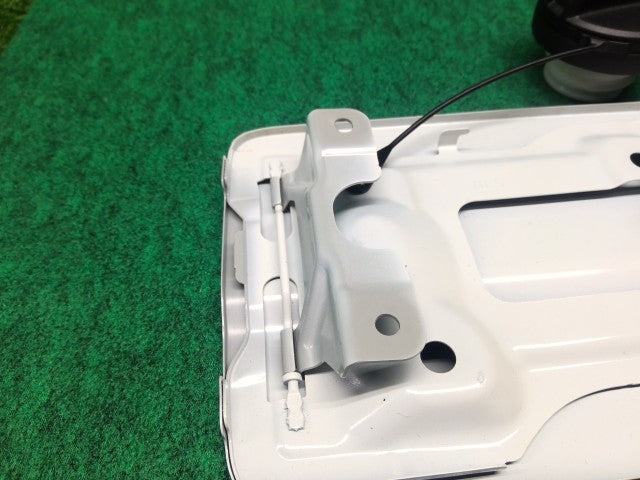 【中古】スペーシア 5AA-MK94S フューエルリッド 64570-53U00