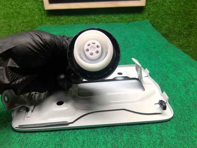 【中古】スペーシア 5AA-MK94S フューエルリッド 64570-53U00