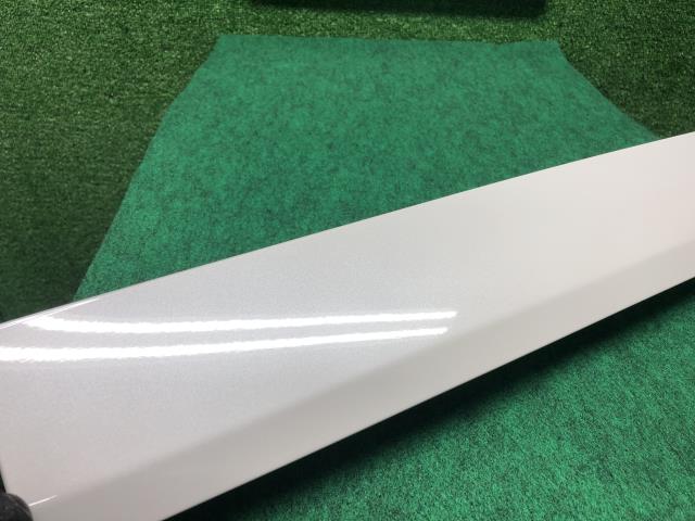 【中古】スペーシア 5AA-MK94S 右 スライドレールカバー
