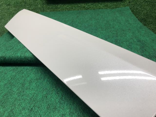 【中古】スペーシア 5AA-MK94S 左スライドレールカバー 64710-53U00