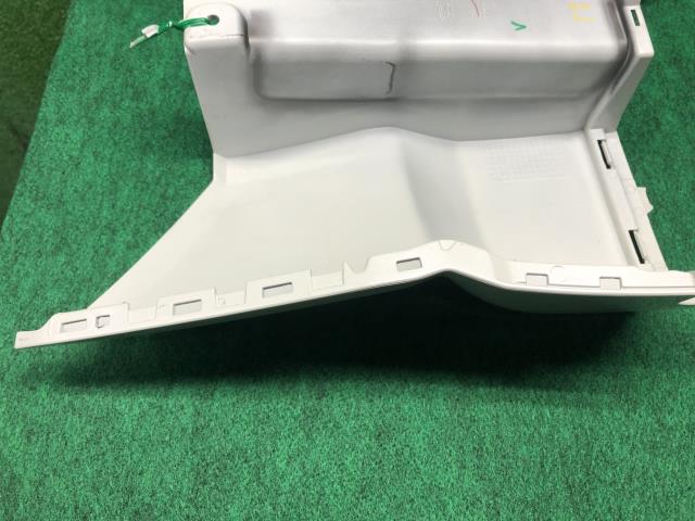 【中古】スペーシア 5AA-MK94S リアバンパーコーナーパネル 77171-53U00-ZVR
