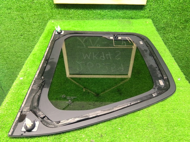 【中古】スペーシア 5AA-MK94S 右クォーターガラス 84580-53U10