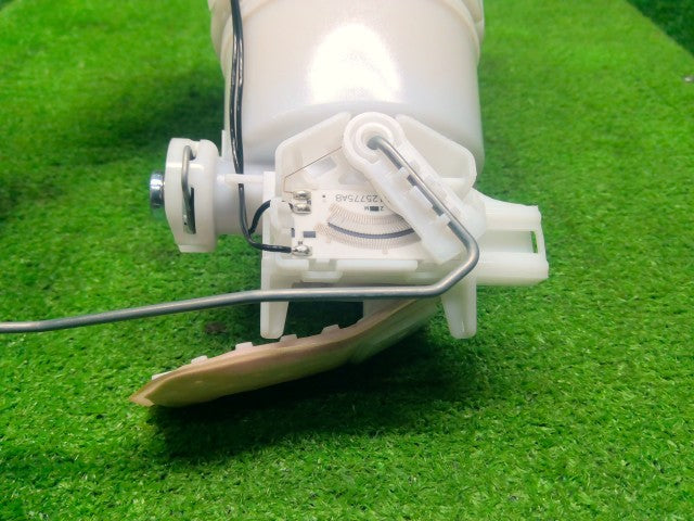 【中古】スペーシア 5AA-MK94S フューエルポンプ 15100-53810