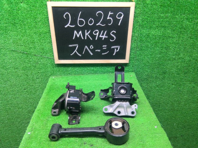 【中古】スペーシア 5AA-MK94S エンジンマウント セット