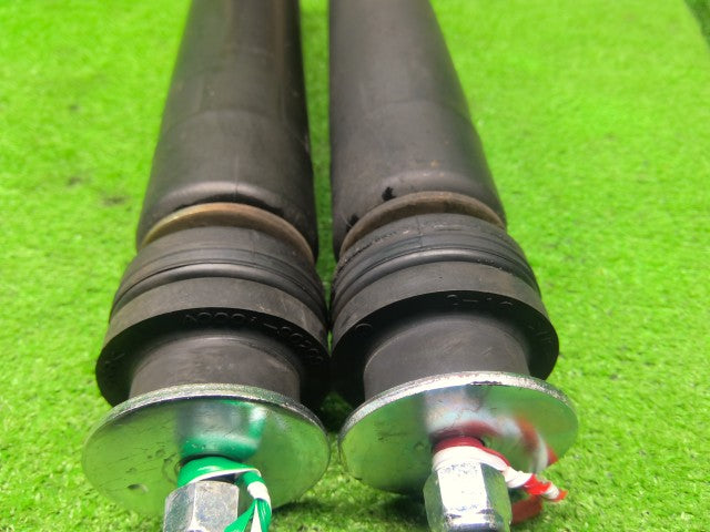 【中古】スペーシア 5AA-MK94S リア ストラット・アブソーバーセット