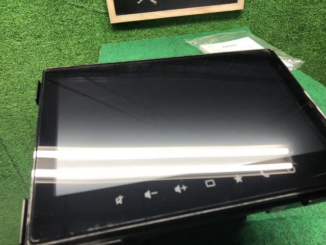 【中古】スペーシア 5AA-MK94S カーナビゲーション NVF-0239