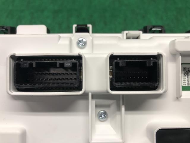 【中古】スペーシア 5AA-MK94S スピードメーター 34100-53U31