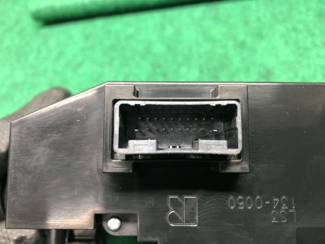 【中古】スペーシア 5AA-MK94S ライトスイッチ 37210-69TA0