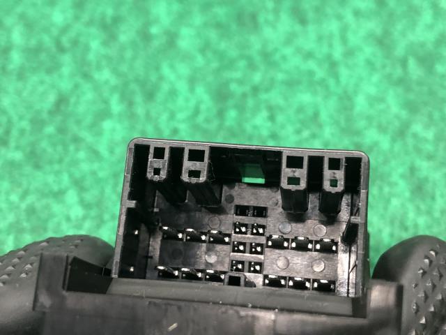 【中古】スペーシア 5AA-MK94S パワーウインドウスイッチ 37990-53U00