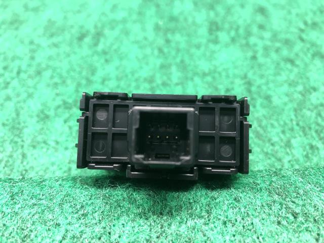 【中古】スペーシア 5AA-MK94S パワースライドスイッチ 37550-53U00