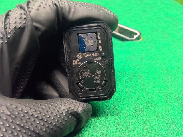 【中古】No1 スペーシア 5AA-MK94S キーレスリモコン