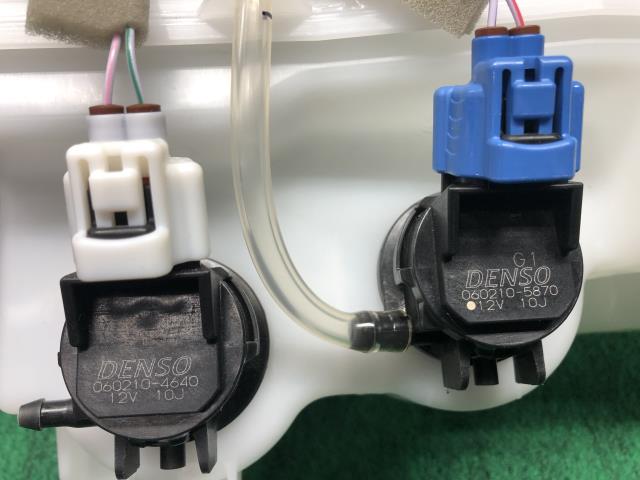 【中古】スペーシア 5AA-MK94S ウォッシャータンク 38450-63R10