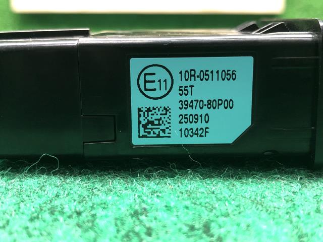 【中古】スペーシア 5AA-MK94S ＵＳＢポート 39470-80P10