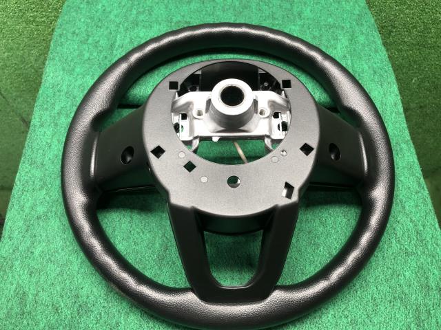 【中古】スペーシア 5AA-MK94S ステアリングホイール 48110-53U30-E9Q