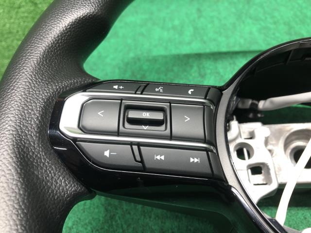 【中古】スペーシア 5AA-MK94S ステアリングホイール 48110-53U30-E9Q