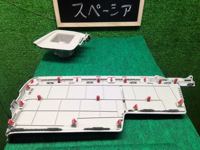 【中古】スペーシア 5AA-MK94Sドリンクホルダー 73836-53U00-QZW ZVR