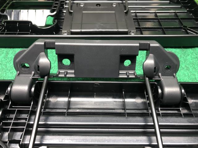 【中古】スペーシア 5AA-MK94S シートバックテーブル 左右セット