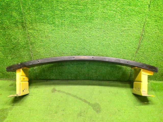 【中古】リーフ ZAA-ZE1 Ｆバンパーホースメント 62032-5SA0A