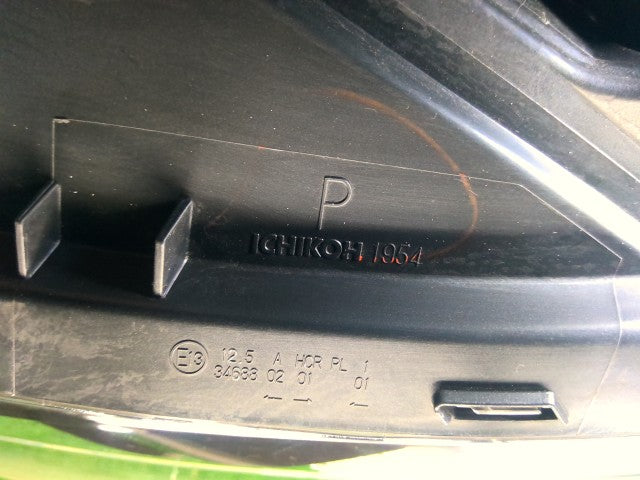 【中古】リーフ ZAA-ZE1 右ヘッドランプＡＳＳＹ 26060-5SK5B