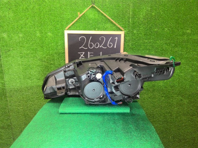 【中古】リーフ ZAA-ZE1 右ヘッドランプＡＳＳＹ 26060-5SK5B