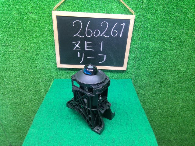 【中古】リーフ ZAA-ZE1 シフトレバー 34901-5SK0A