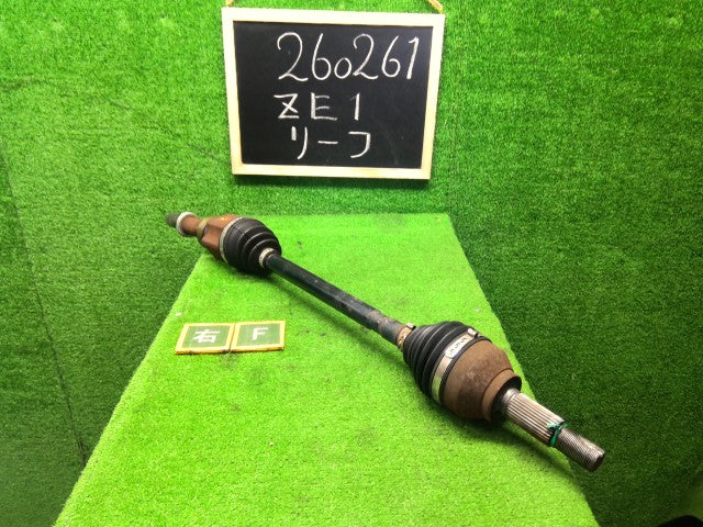 【中古】リーフ ZAA-ZE1 右 フロント