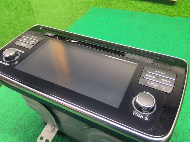 【中古】リーフ ZAA-ZE1 カーナビゲーション 25915-5SK0E