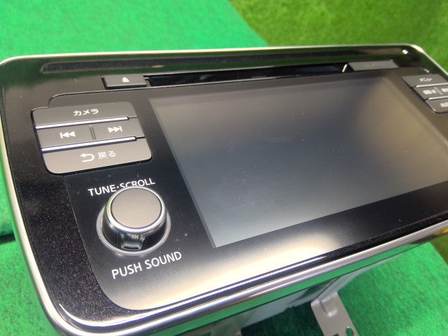 【中古】リーフ ZAA-ZE1 カーナビゲーション 25915-5SK0E