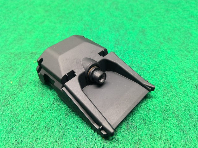 【中古】リーフ ZAA-ZE1 フロント レーダー・カメラ（運転支援用）