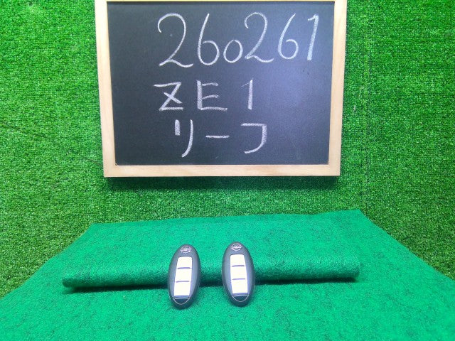 【中古】リーフ ZAA-ZE1 キーレスリモコン 285E3-5SK0A