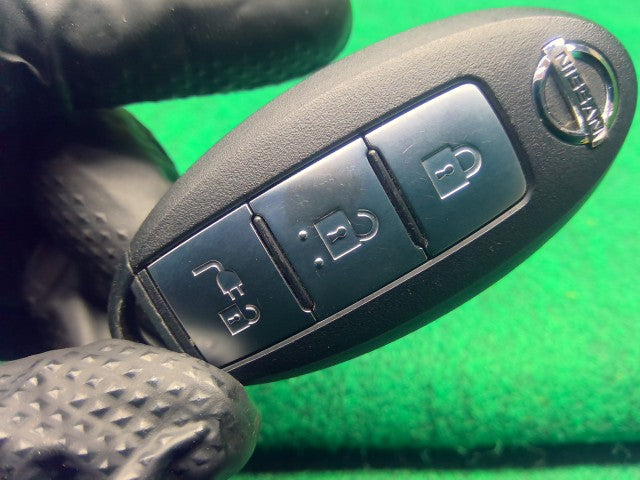 【中古】リーフ ZAA-ZE1 キーレスリモコン 285E3-5SK0A
