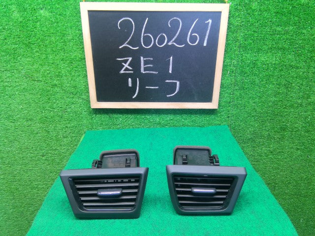 【中古】リーフ ZAA-ZE1 エアコン吹き出し口 68761-5SK0B