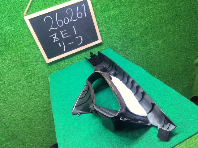 【中古】リーフ ZAA-ZE1 フロント ピラー